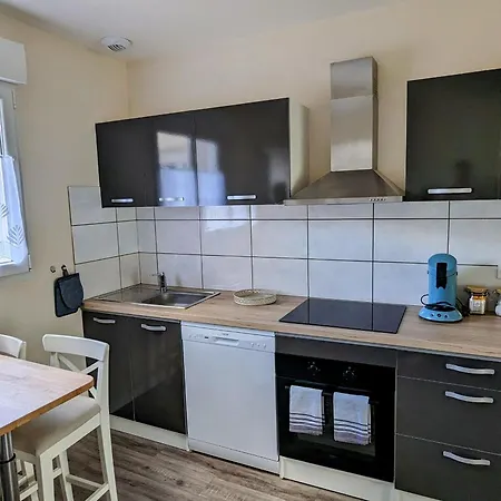 Hébergement de vacances Thierville-sur-meuse, 2 Pieces, 2 Personnes - Fr-1-585-132 *